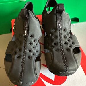 Nike Sunray protect 2 size 12c